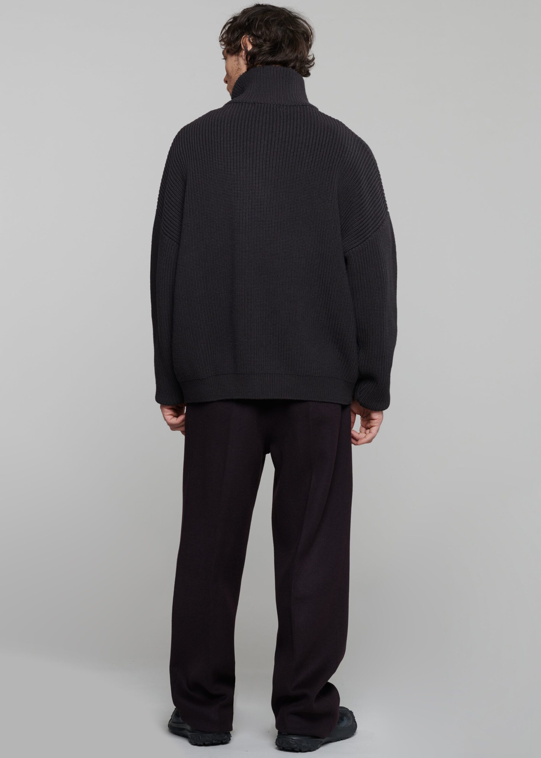 Harrison Quarter Zip Jumper - Dark Plum - Image 9