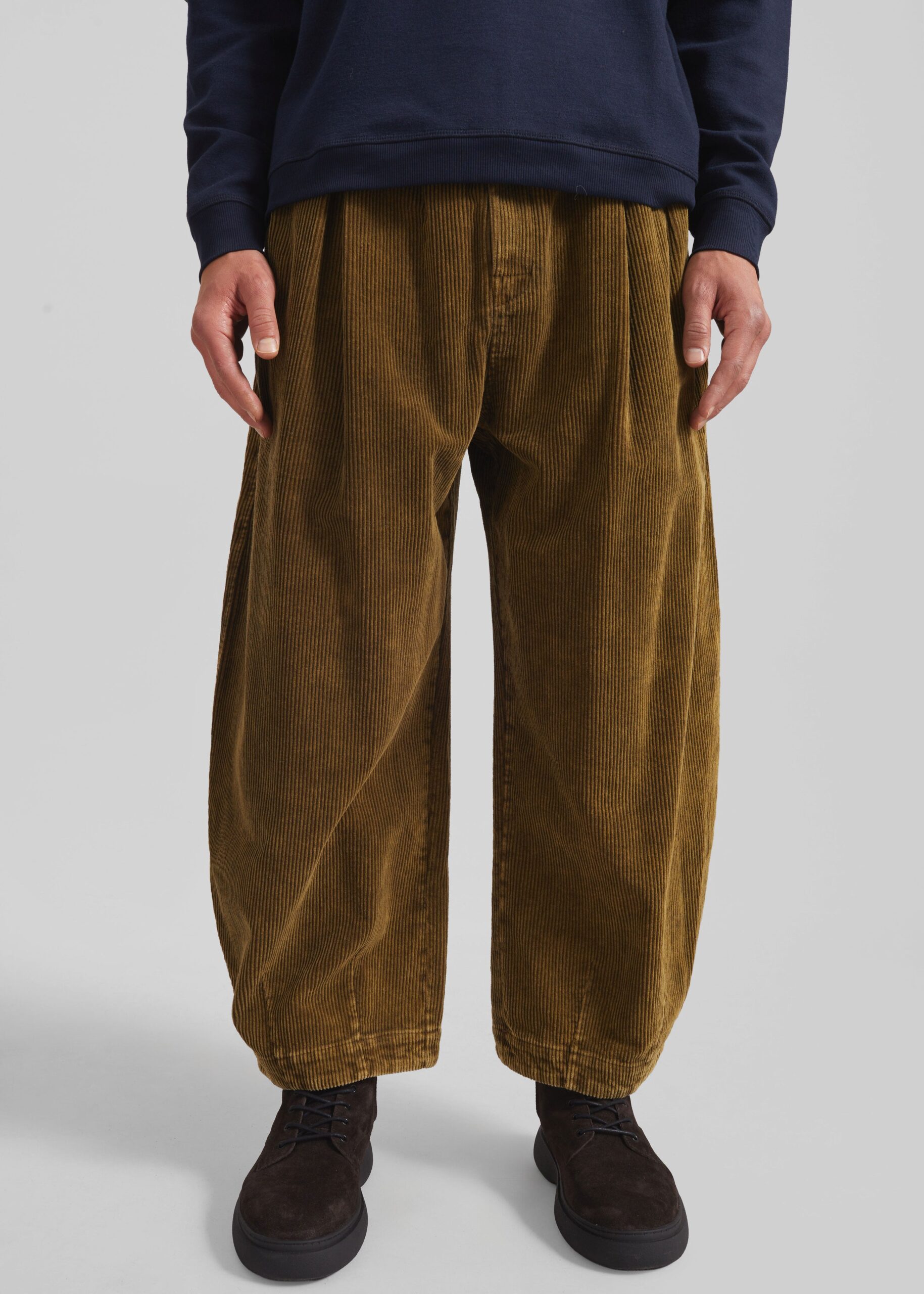 Telfer Corduroy Balloon Pants - Dark Olive - Image 4